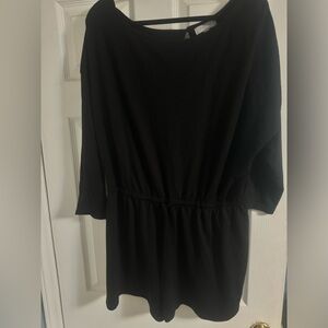 Comfy long-sleeve romper, very soft! Great to wear out at the beach!